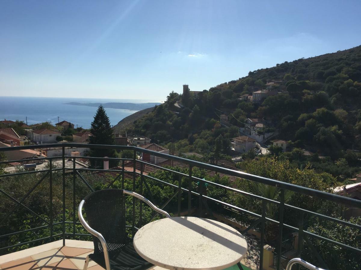 Villa Tzitzifies Kourouklata Exterior foto