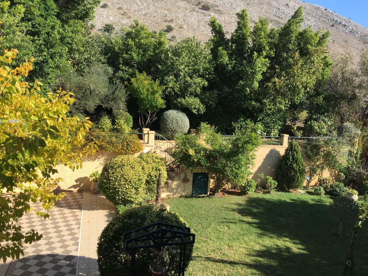 Villa Tzitzifies Kourouklata Exterior foto